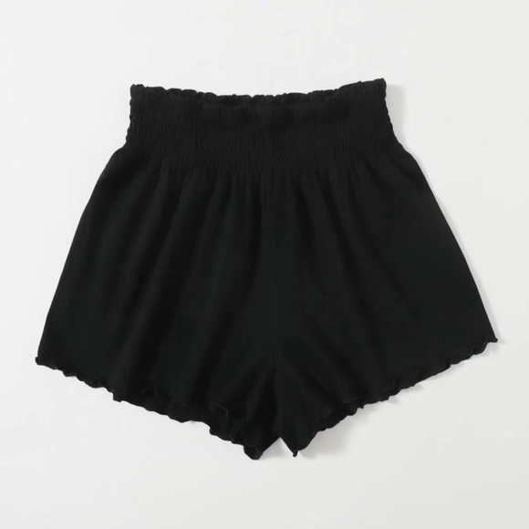 Pants - Women’s shorts, black, size XL